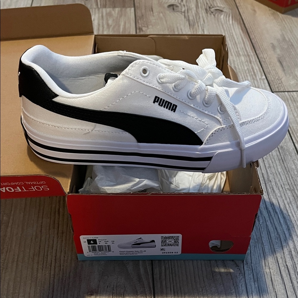 Puma Kids White and Black Sneakers